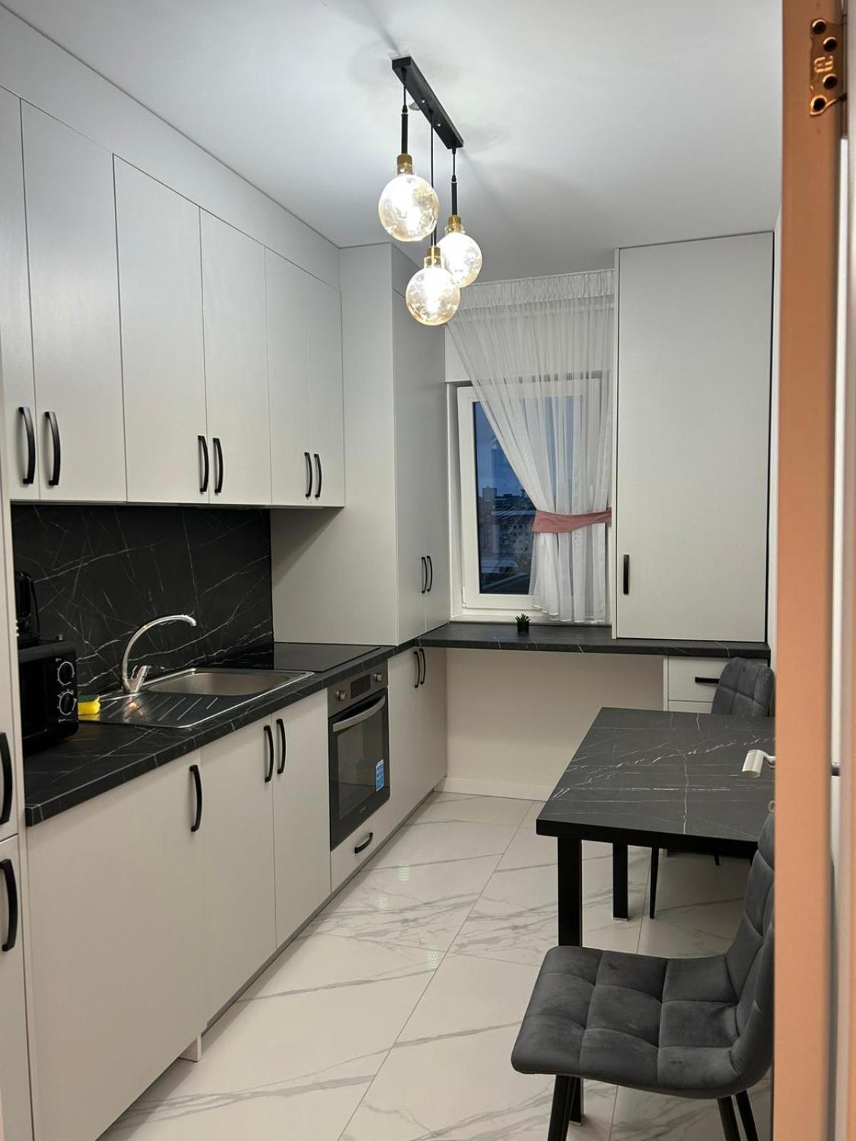 Exclusive Ultracentral Apartments And Studios #Enescu#Universitatii#Сучава Экстерьер фото
