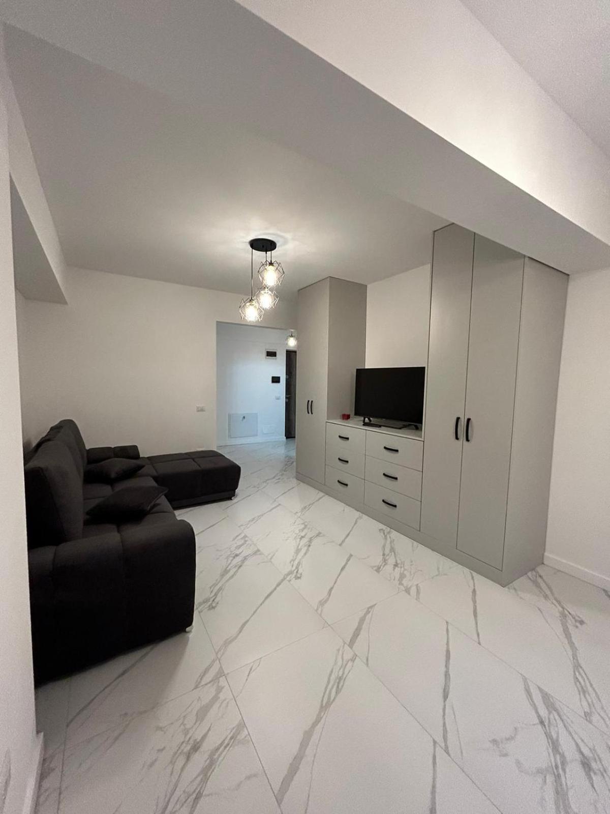 Exclusive Ultracentral Apartments And Studios #Enescu#Universitatii#Сучава Экстерьер фото