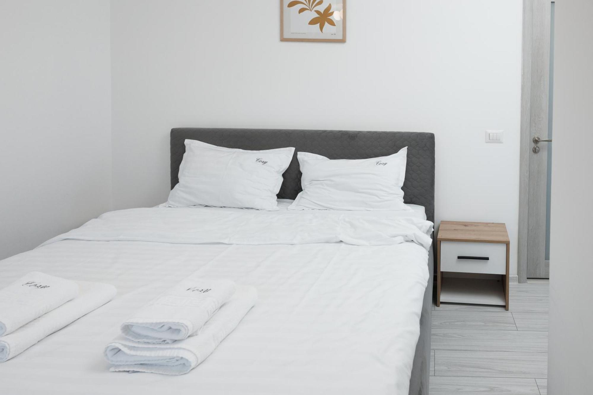 Exclusive Ultracentral Apartments And Studios #Enescu#Universitatii#Сучава Экстерьер фото