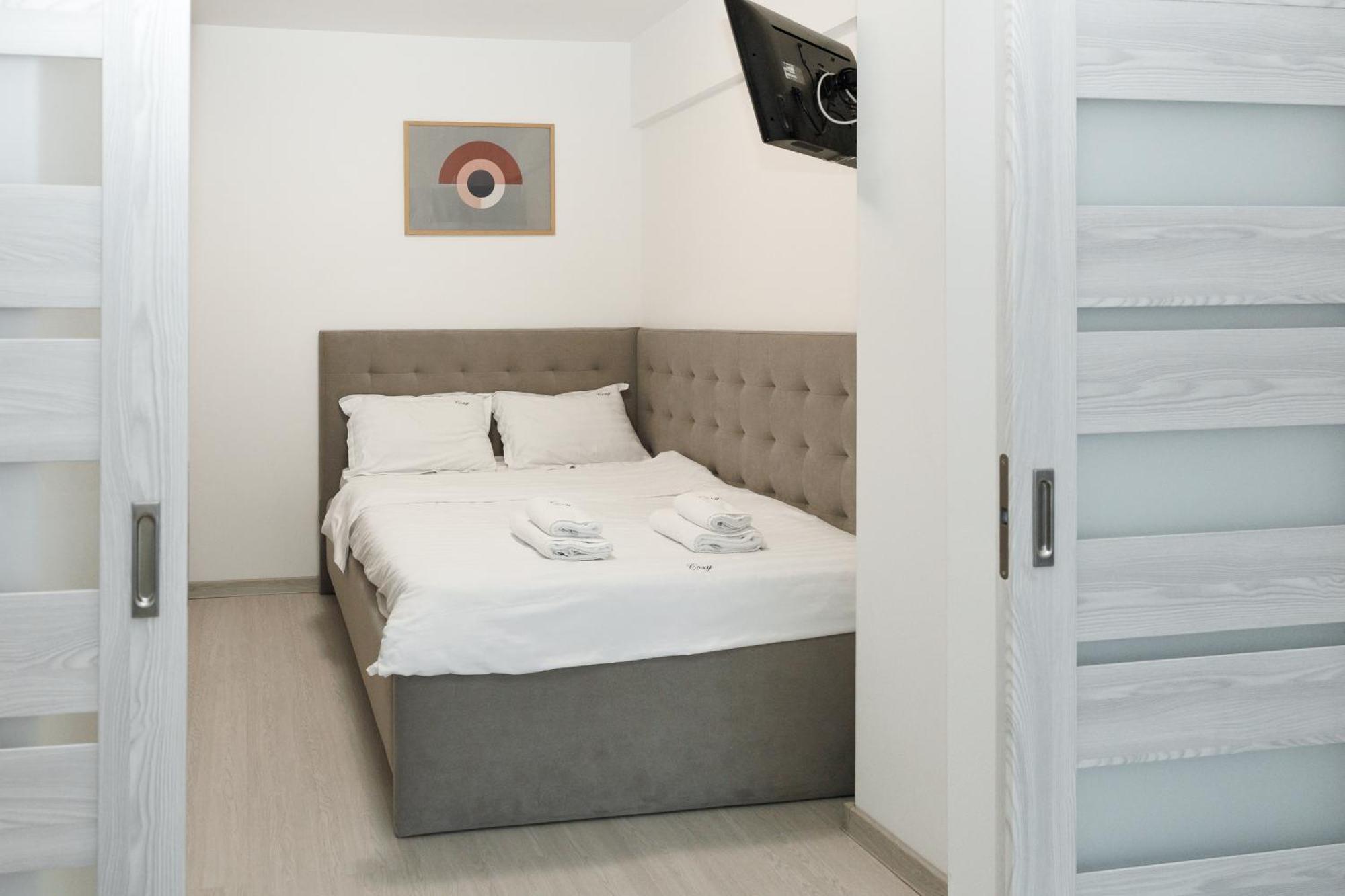 Exclusive Ultracentral Apartments And Studios #Enescu#Universitatii#Сучава Экстерьер фото